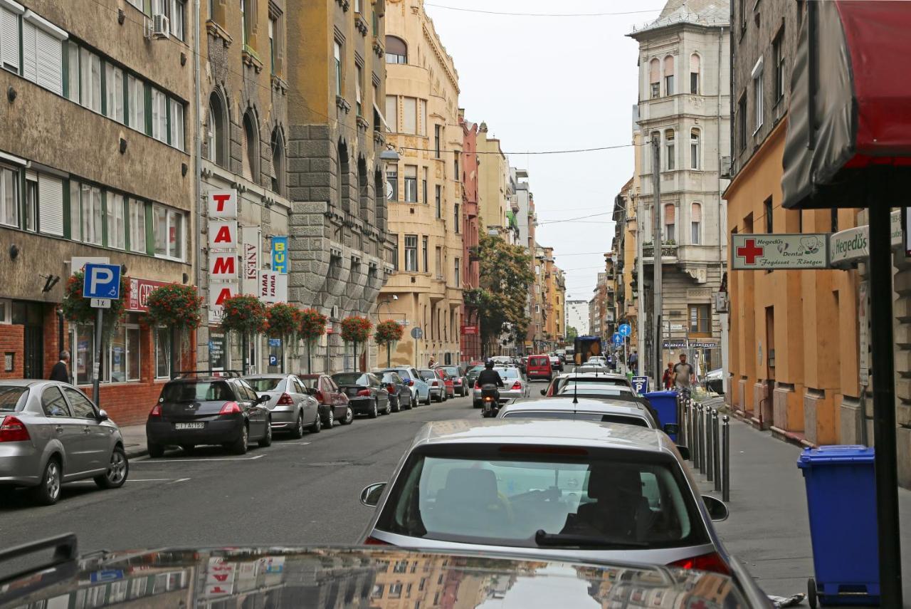 Central Studio Budapest Exteriör bild